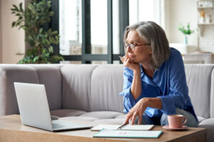 woman looking for an audiologist near me in Falls Church